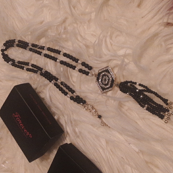 FOREVER Necklace. NWOT. - Picture 1 of 7
